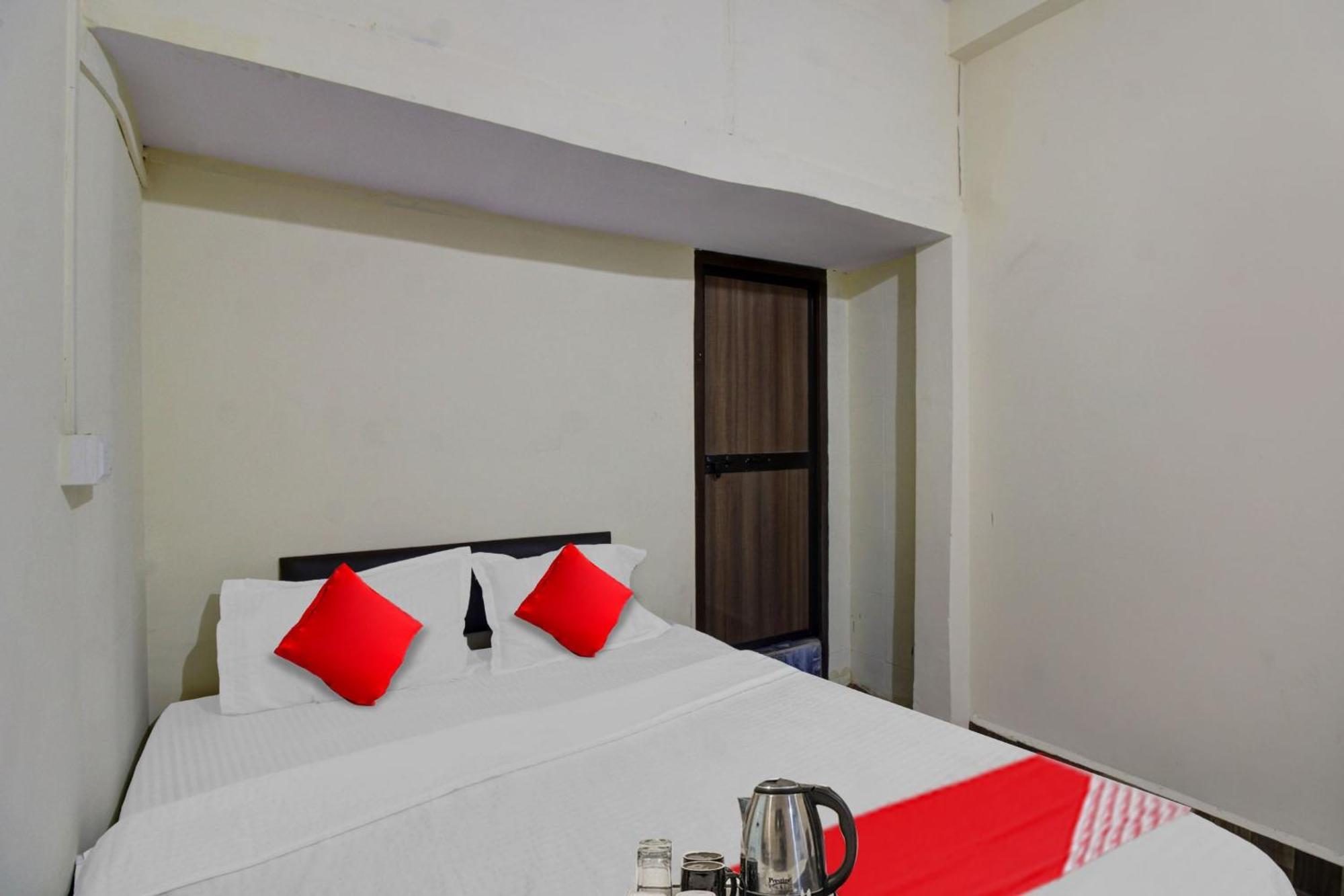 Super Hotel O Mr Nagpur Exteriör bild